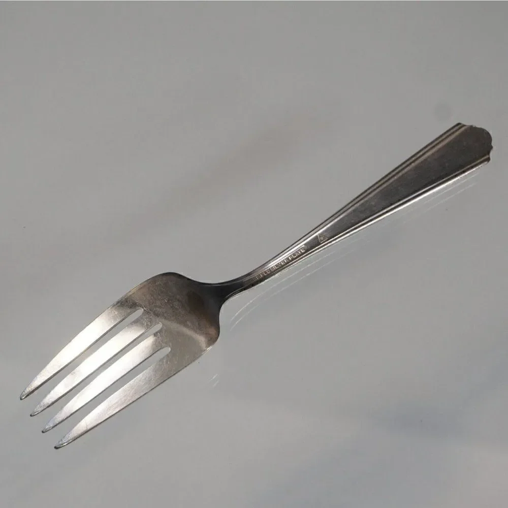 Salad Fork 1933 Simplicity Pattern Wallace Deerfield Silverplate 6 inch